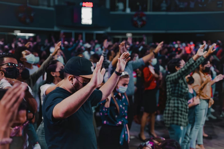 people are applauding outside at a convention