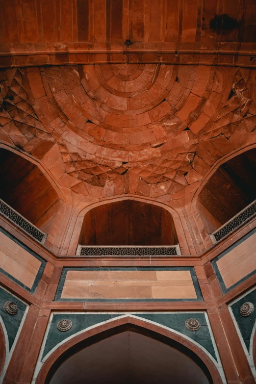 an arch with decorative design at the top and bottom