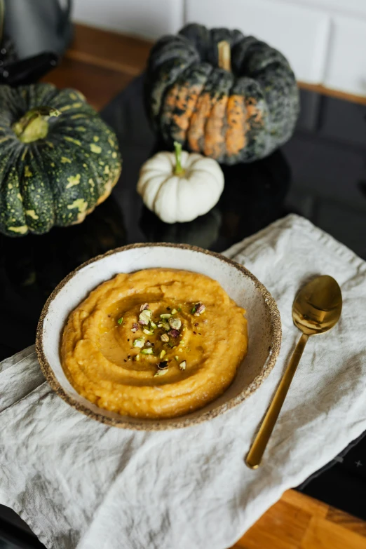 a bowl that has some food inside of it