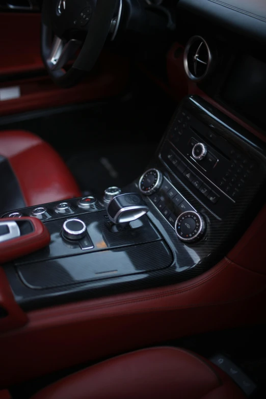 the interior of an automobile with a leather upholstered dashboard