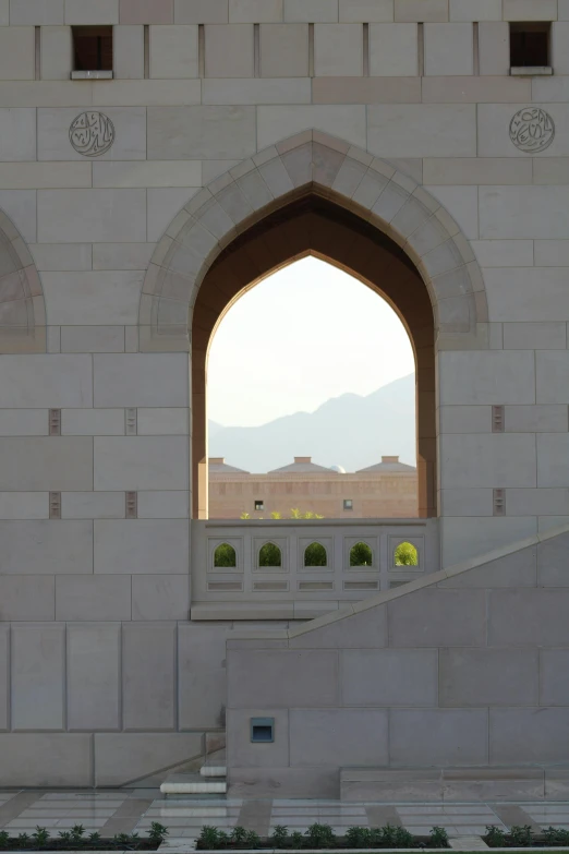 this po shows steps, walls and archways