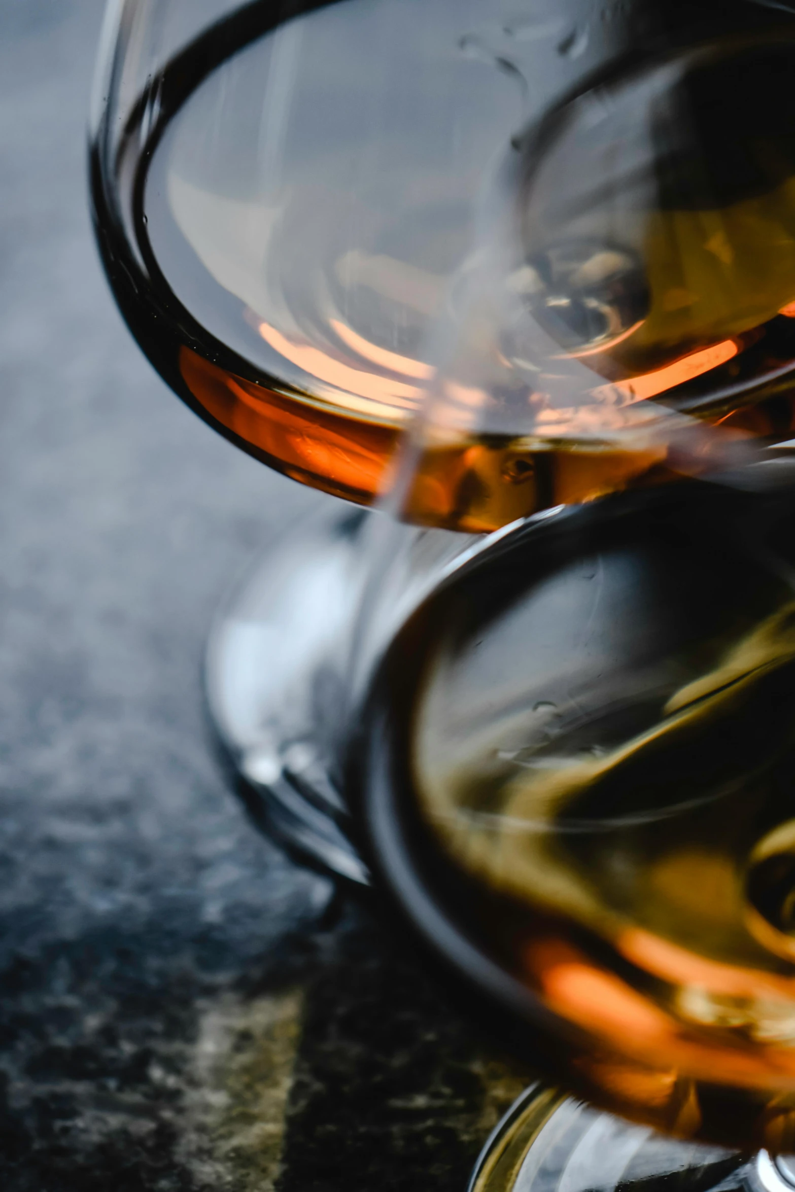 a couple of glasses that are sitting on a table