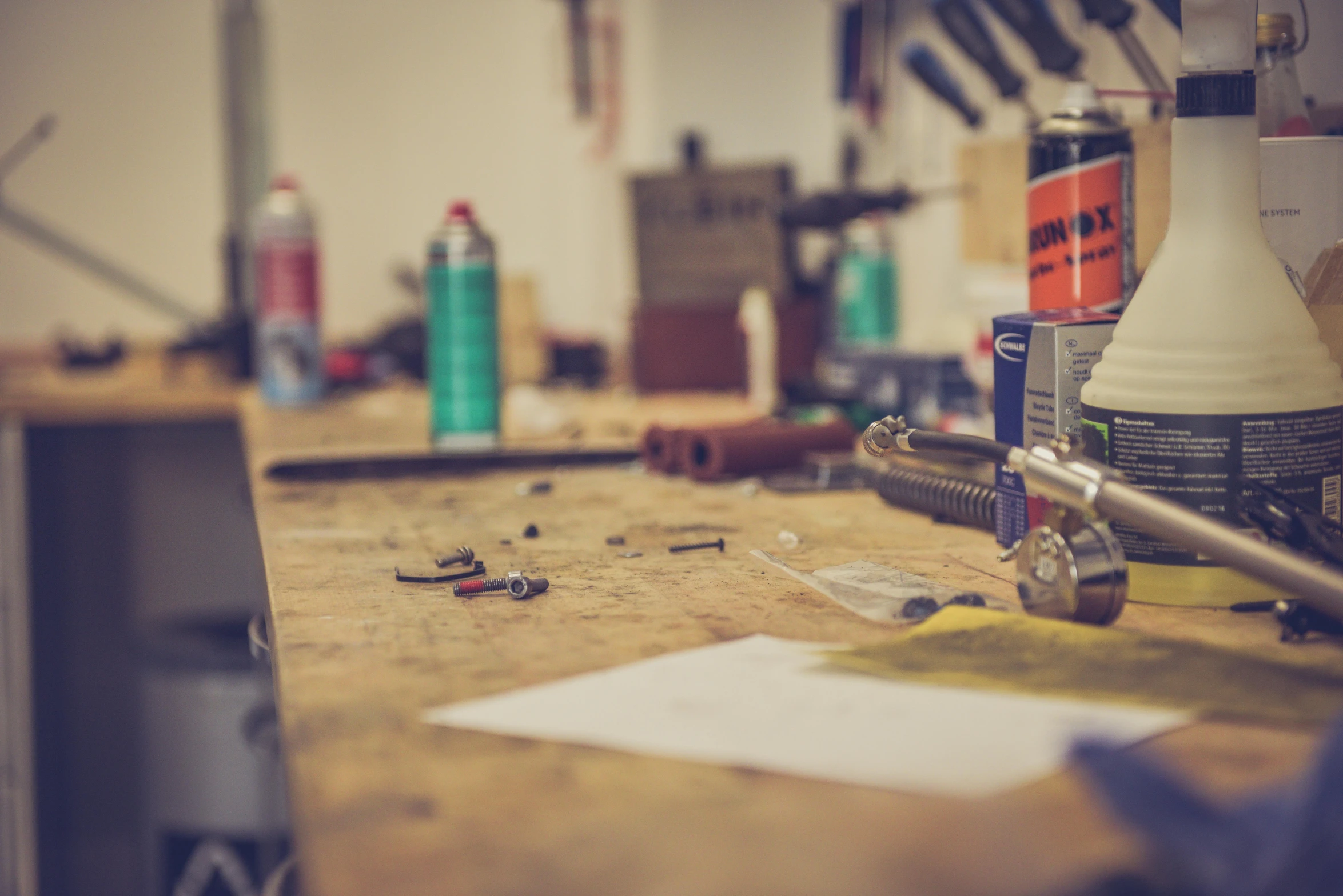 a table that has various tools on it