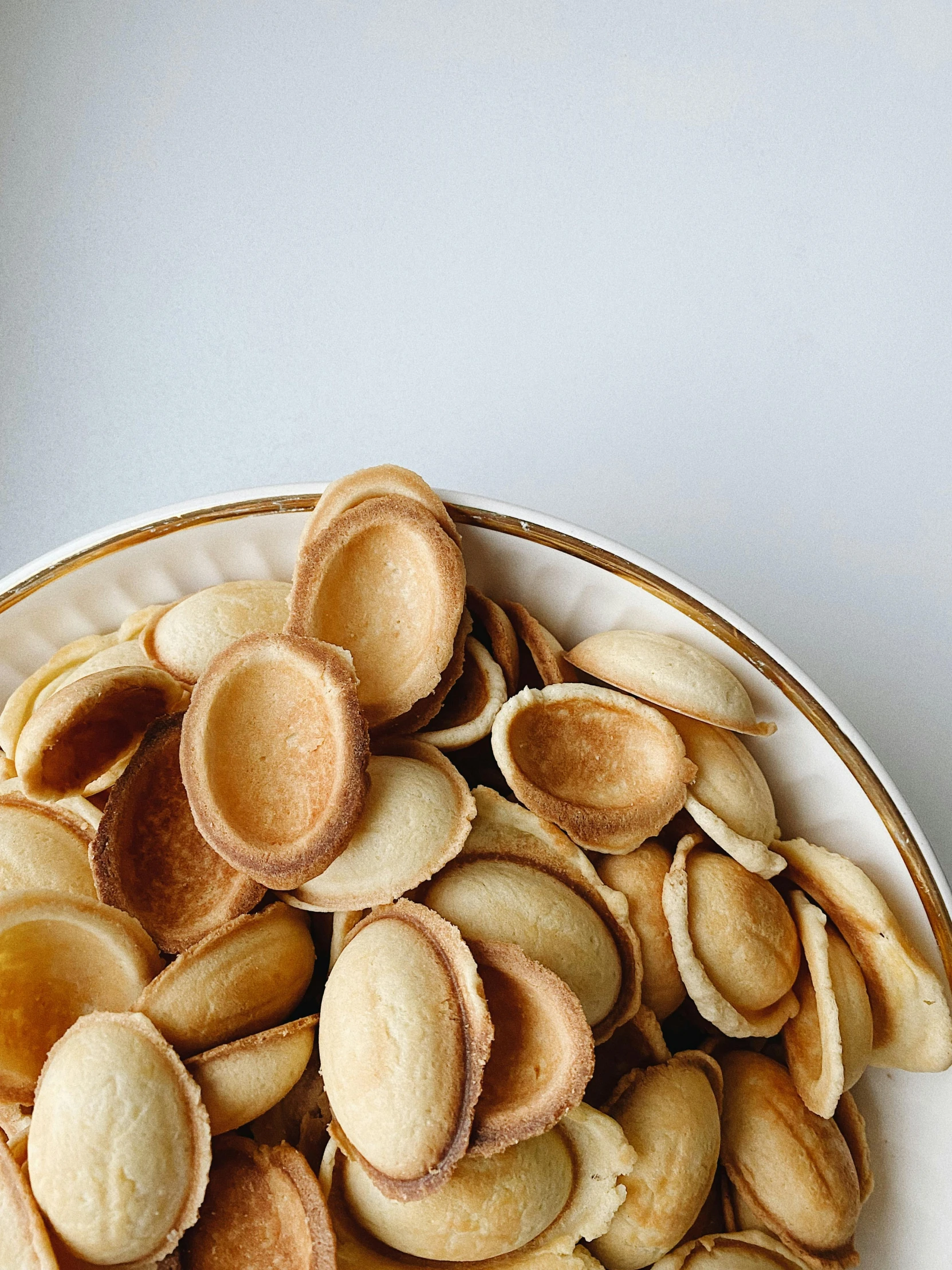 nuts are sitting in the bowl on the counter