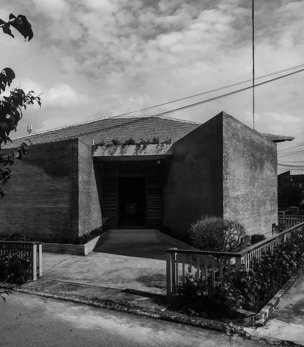 a black and white po of the front entrance of a building