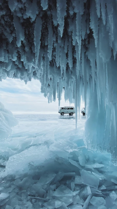 there is ice hanging from the ceiling and inside