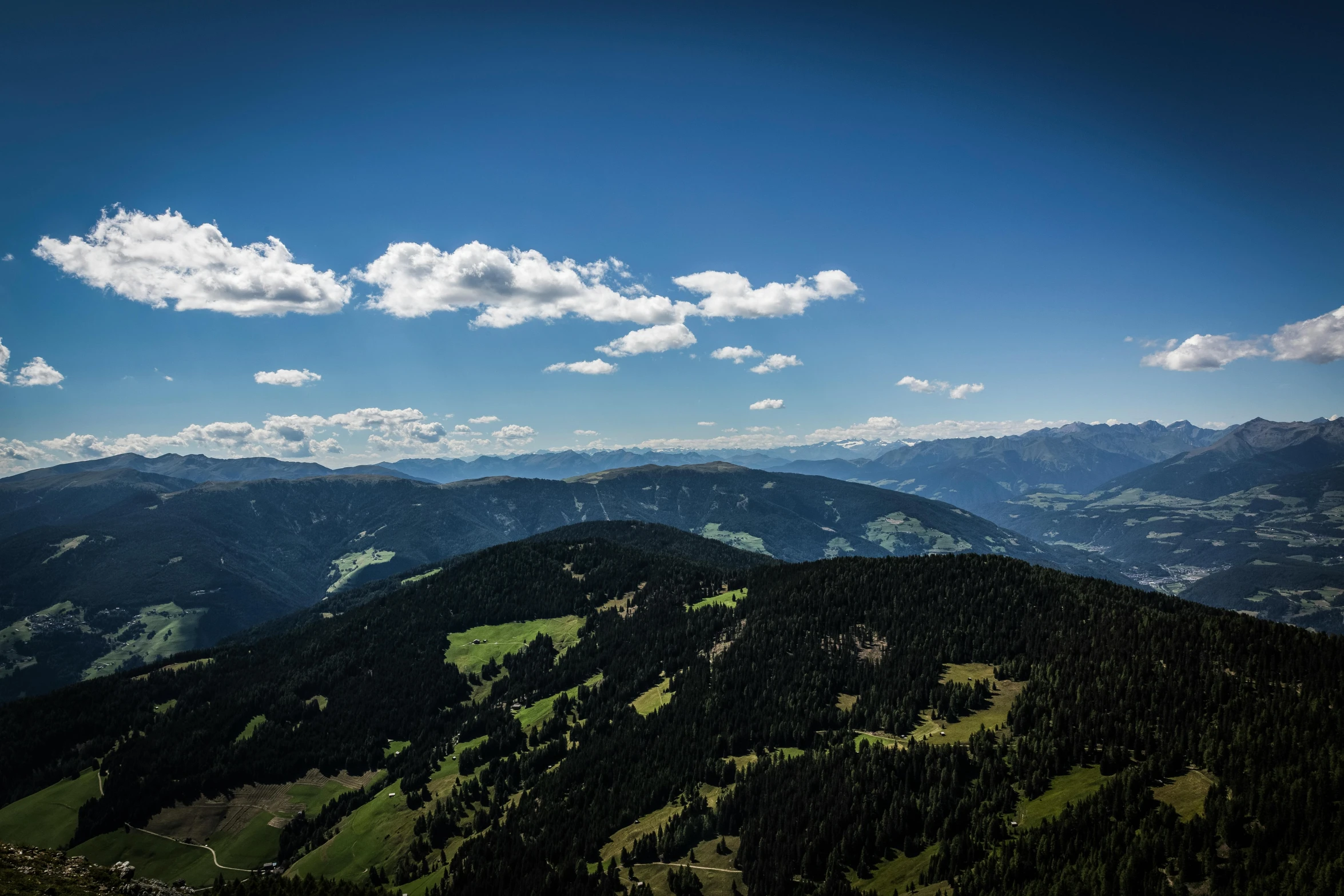 there are many large mountains in the sky