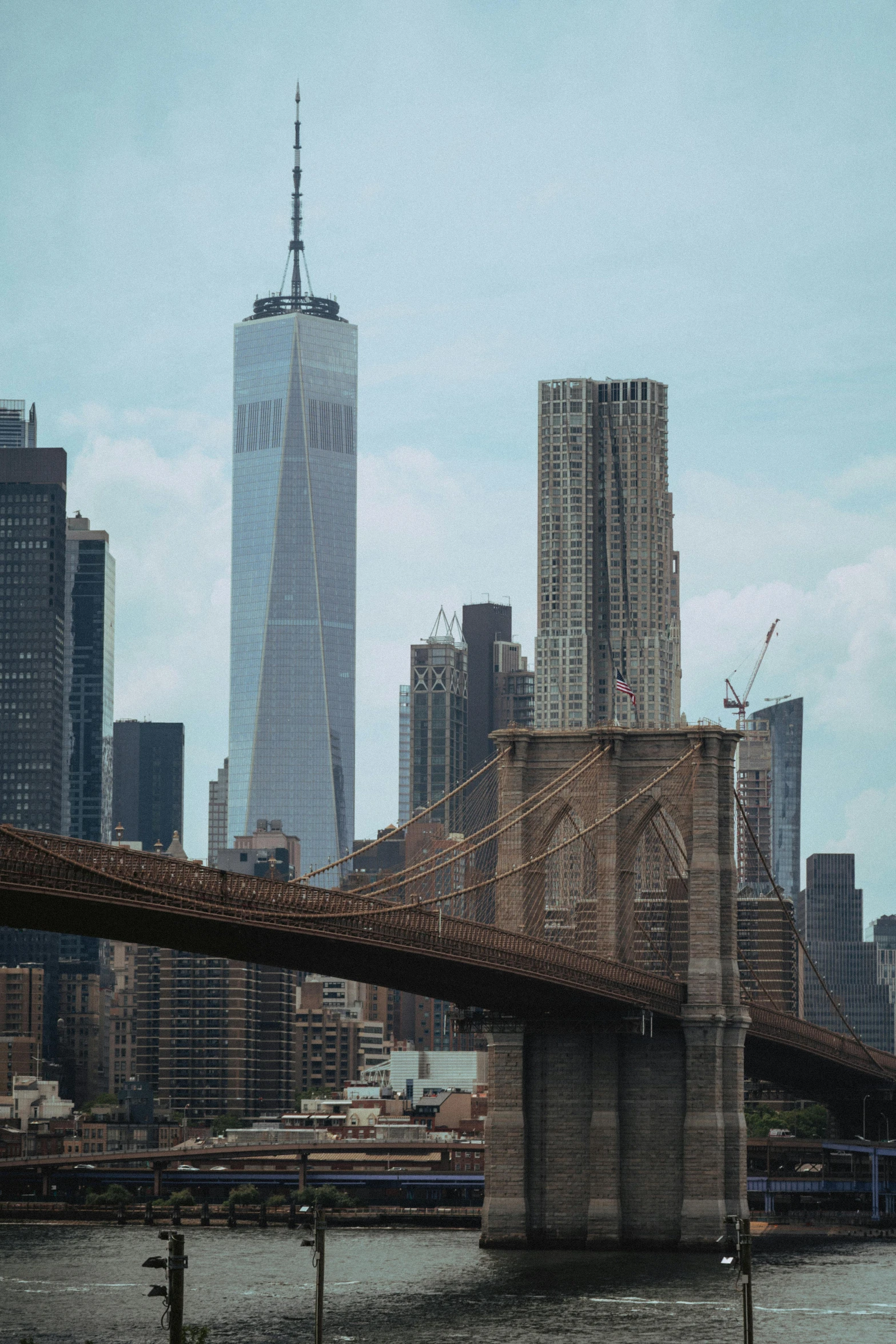 a very large bridge that has lots of buildings