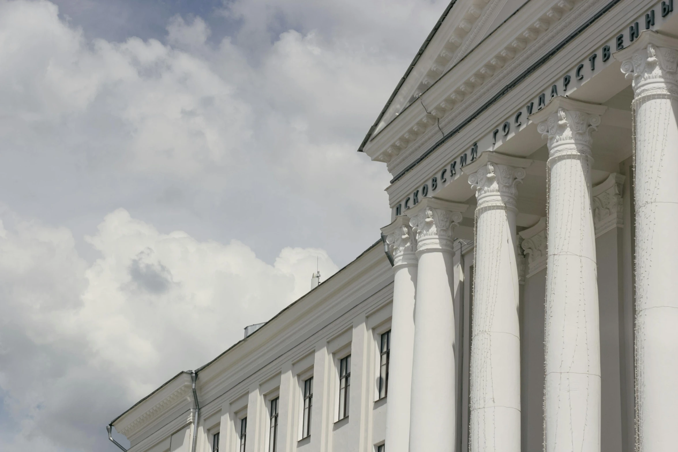 this is a very old building with some very pretty columns