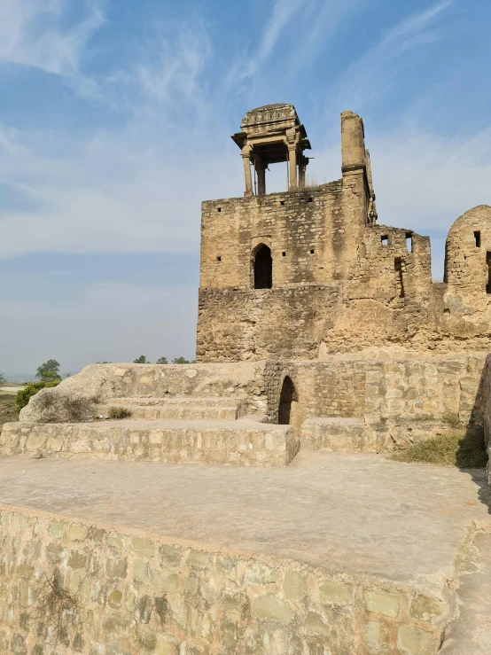 stone structure with many pillars built in stone