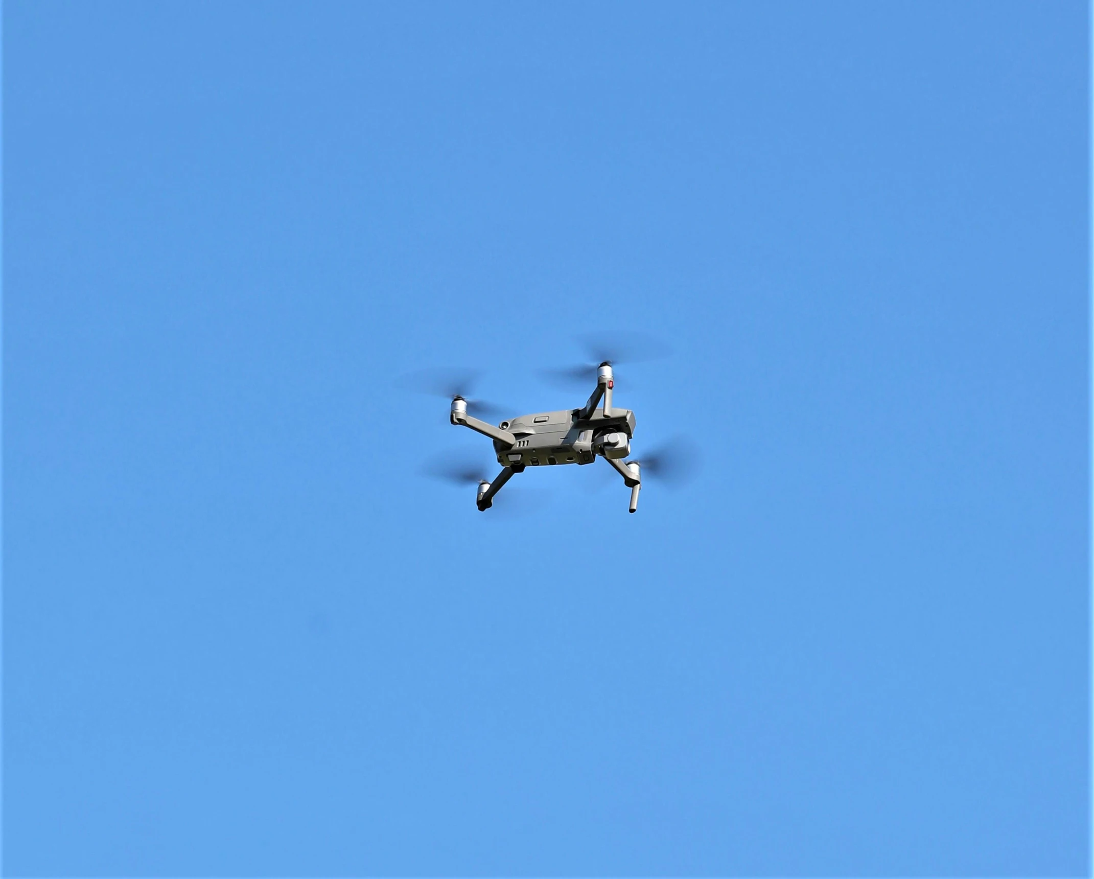 the aerial po shows an aircraft that can fly