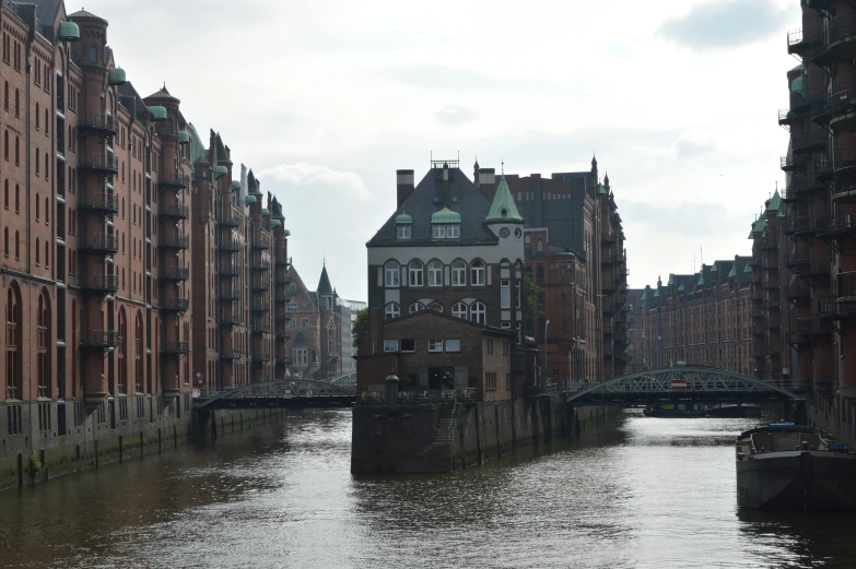 there are lots of buildings along this waterway