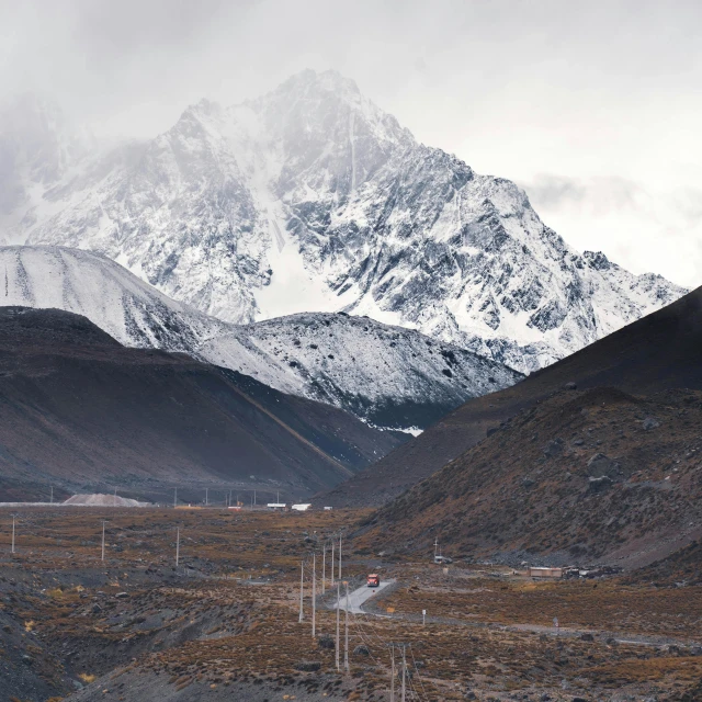 an image of mountain landscape in the mountains