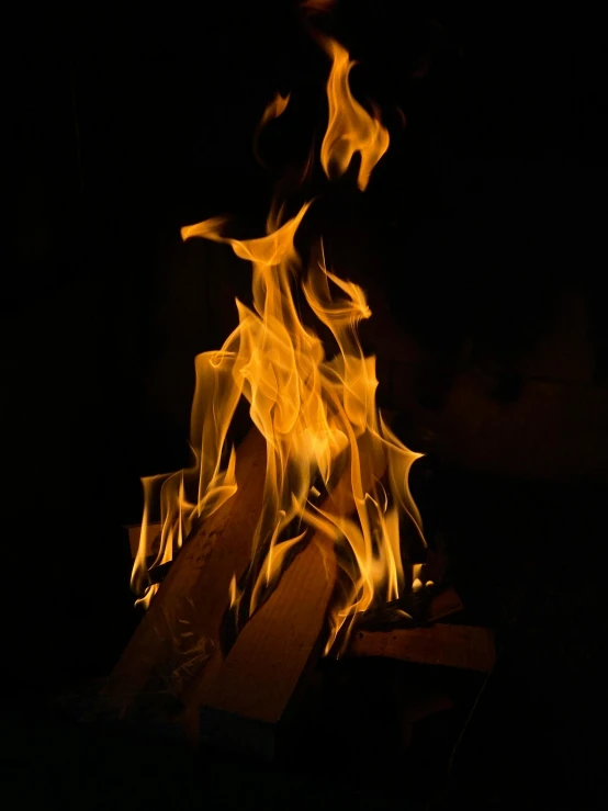 the flames and tongues of fire can be seen close to each other