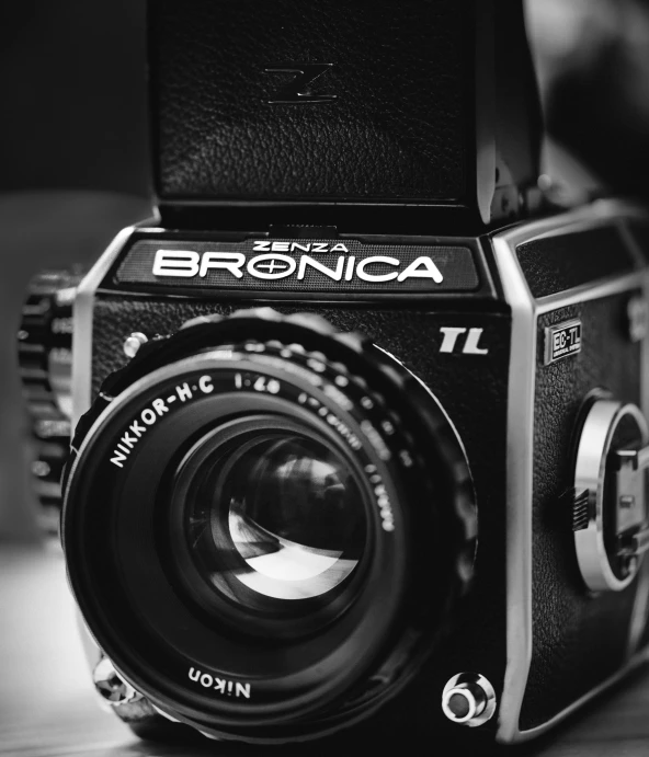 a black and white po of a vintage camera