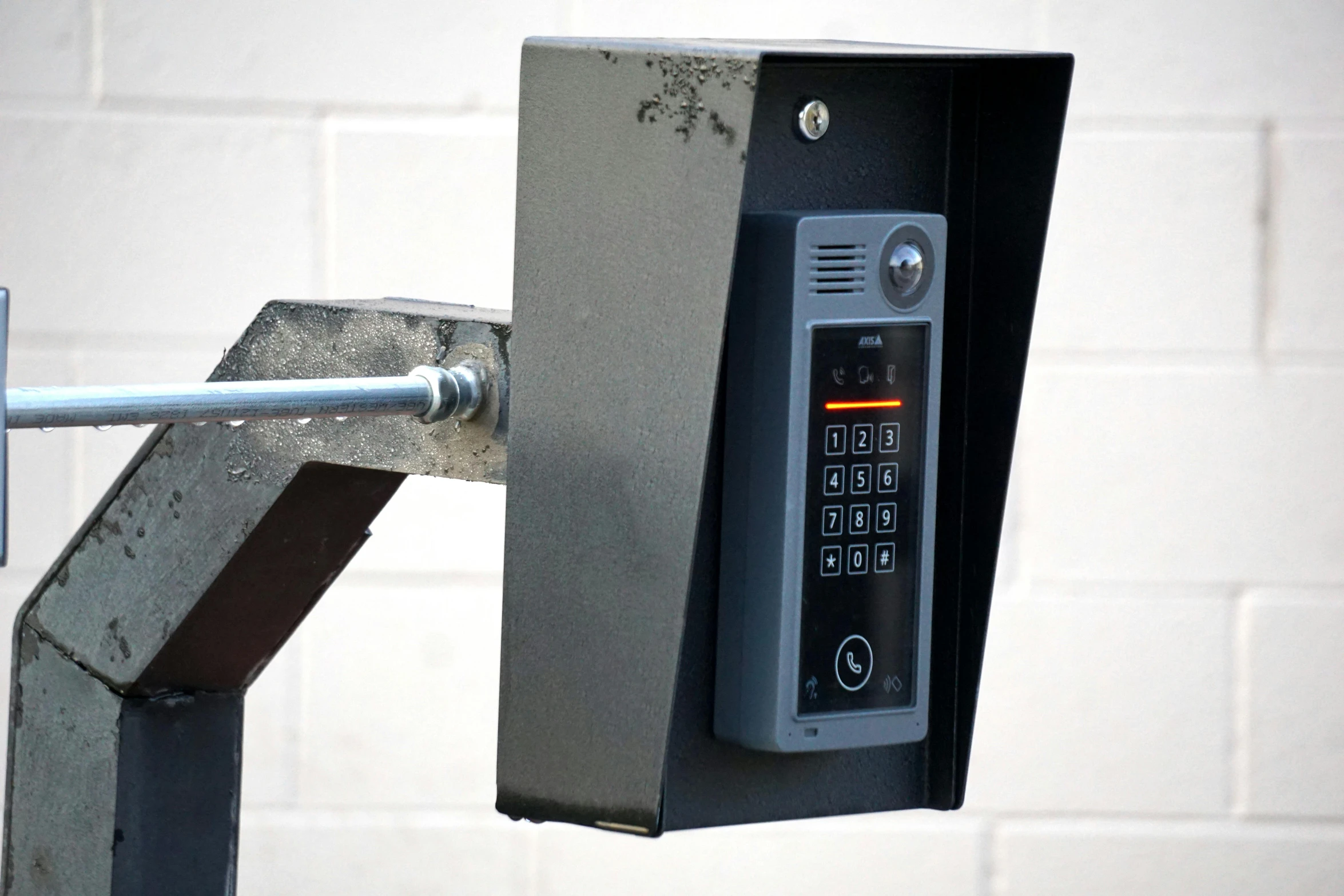 a close up s of a metal clock with one hour and minute remaining