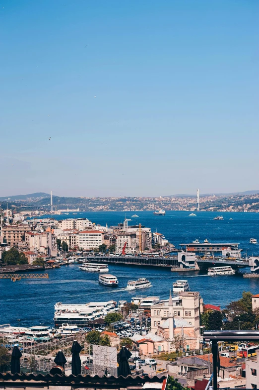 there is an overview view of a city and some boats