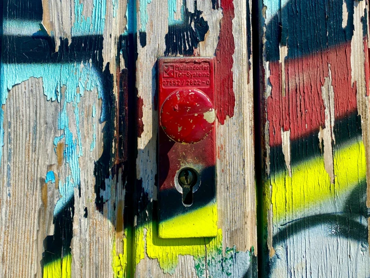 the door  on a rusty wooden door