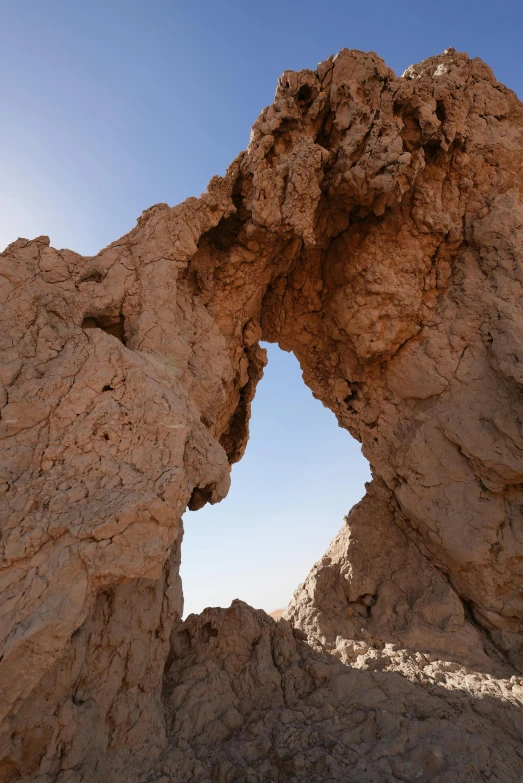 an outdoor po of a very pretty arch