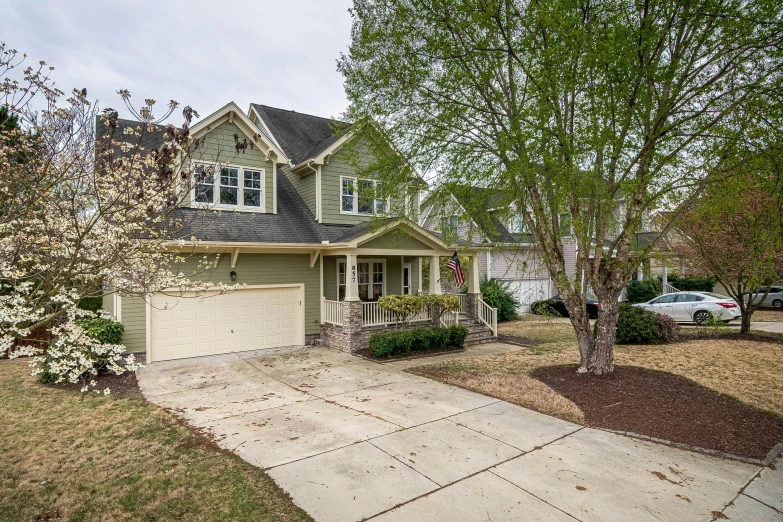 a house in the middle of a suburban neighborhood