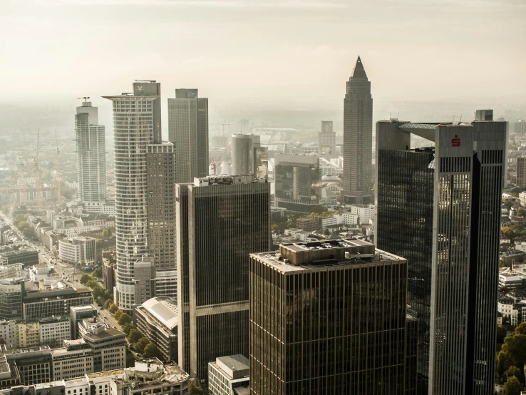 very tall city buildings on a city street