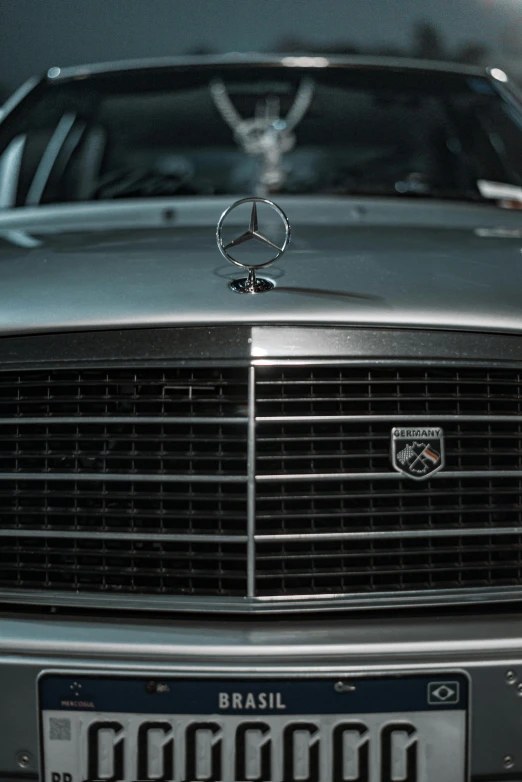 front grille of mercedes benz benz benz benz coupe
