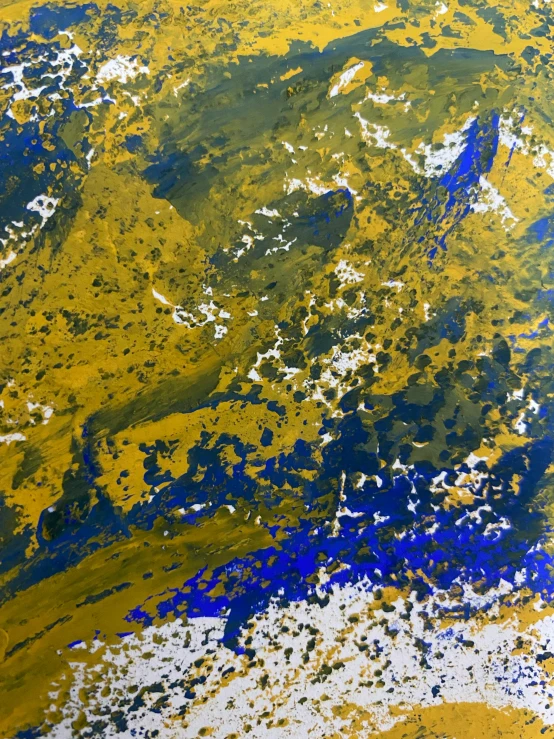 this is a dirty yellow and blue area