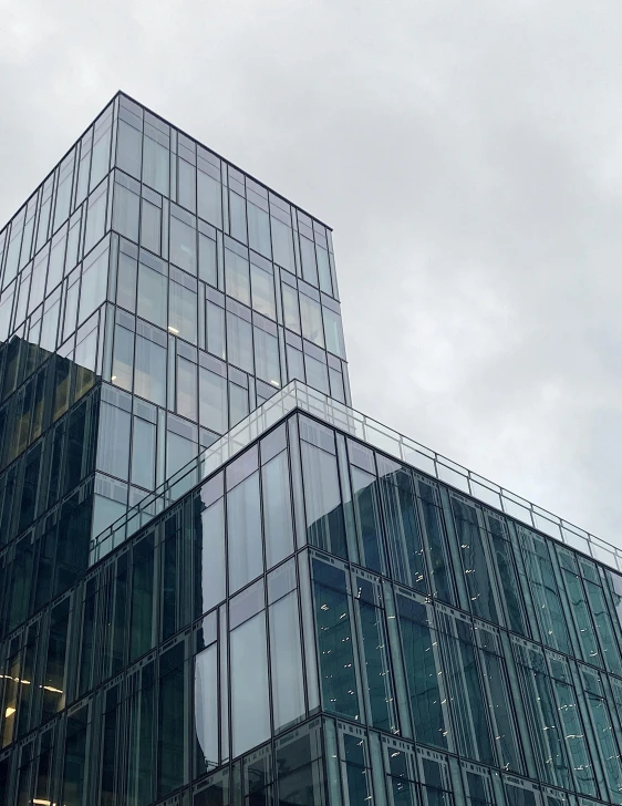 an image of the top of a very tall building