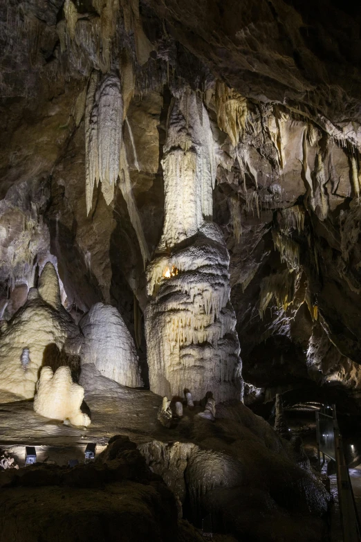 inside view of a cave with stalac formation on walls