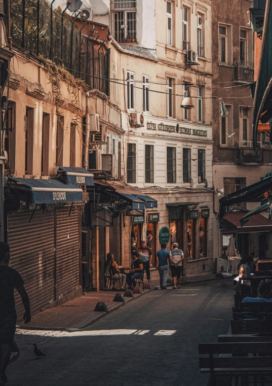 a building sits in the middle of the city street