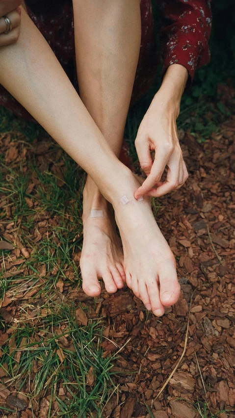 the top portion of a person's bare feet