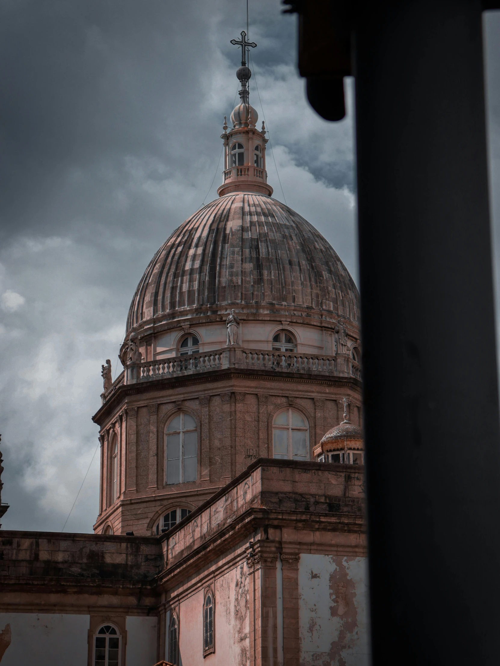 the tall dome structure has been built with stone