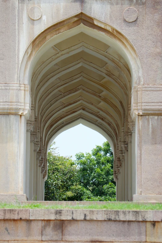 an arched doorway that has an archway in it