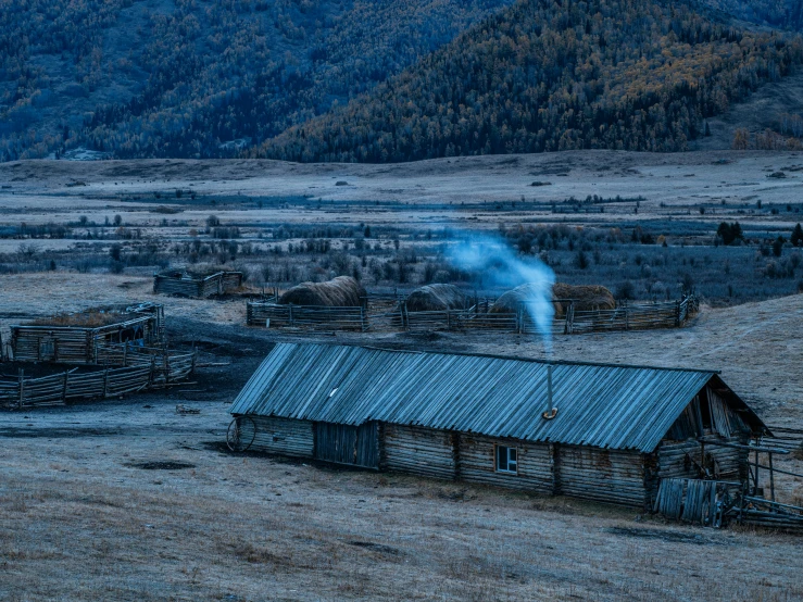 an old, abandoned cabin in the middle of the country