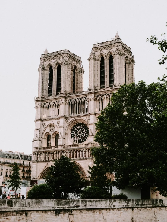 the large cathedral has three towers in it