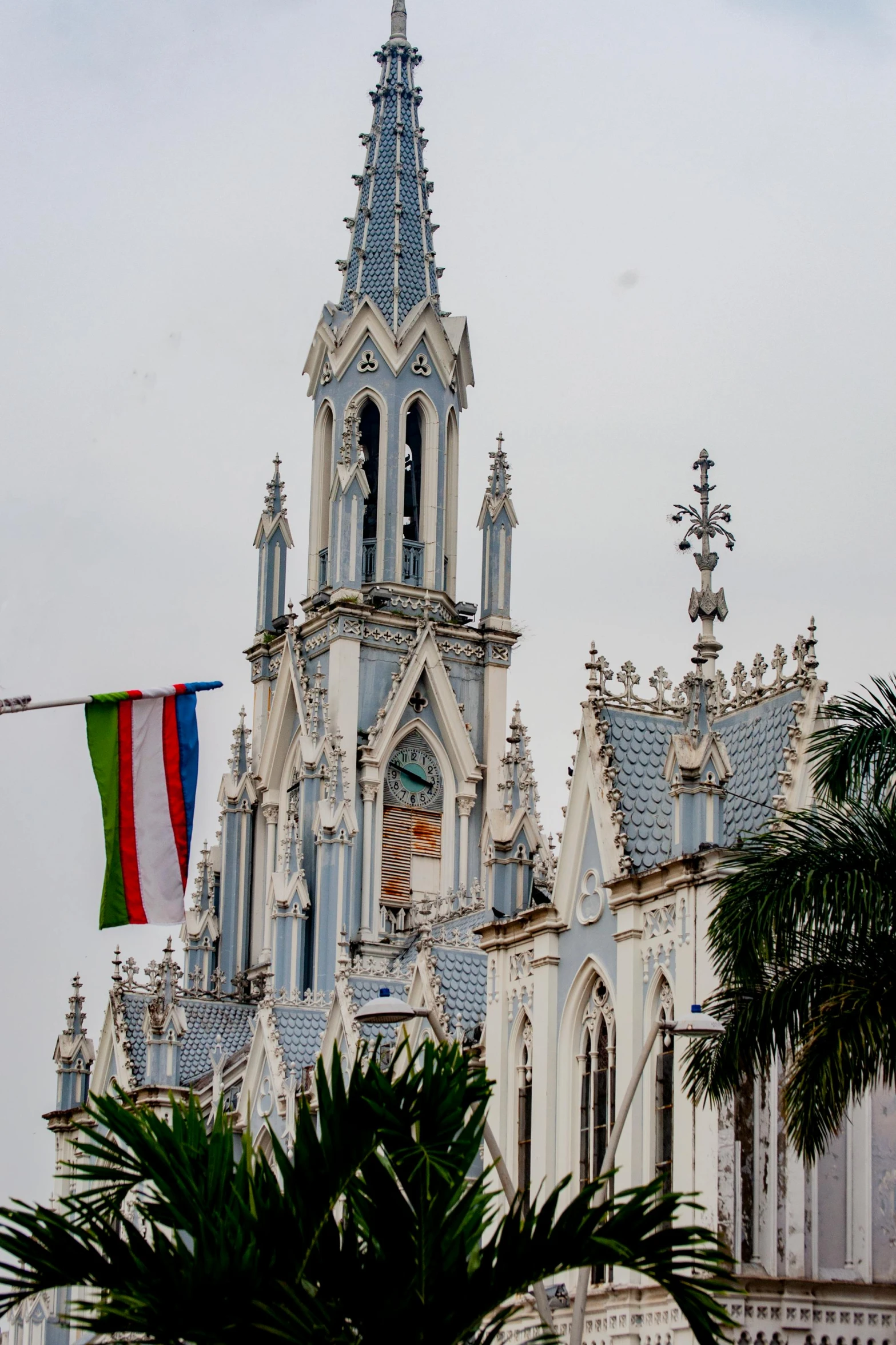 an image of a church that looks like it is painted white