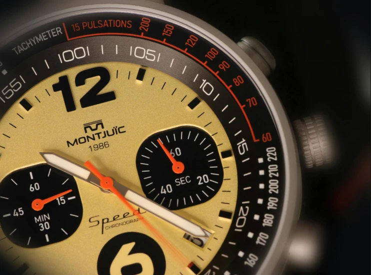 an image of a close up of the watch