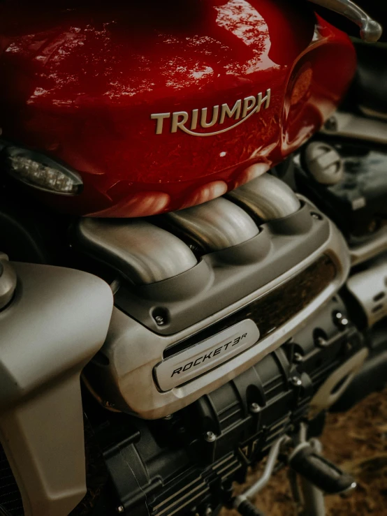 an image of a motorcycle front end showing the fender