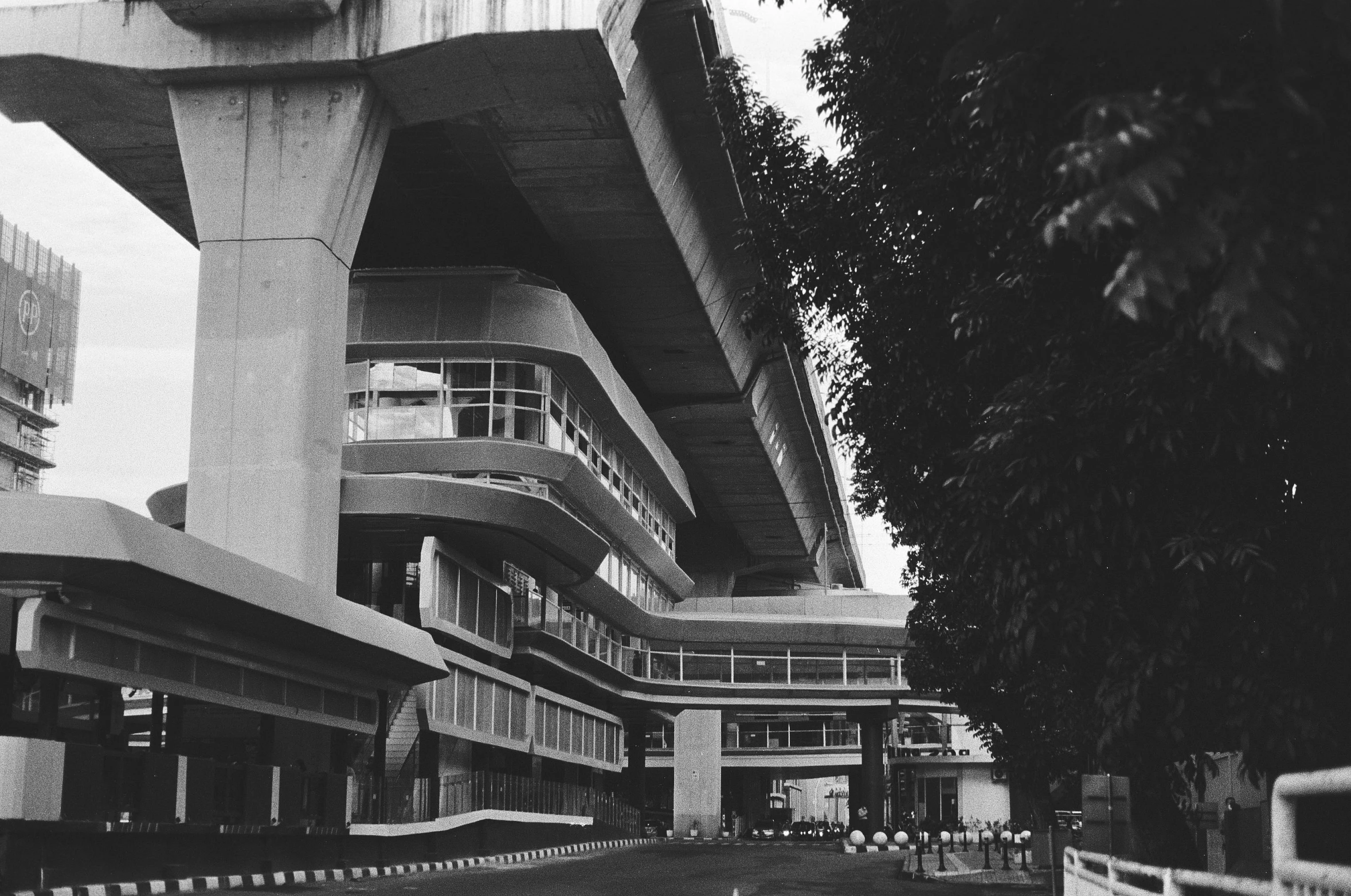 an old po of a building in black and white