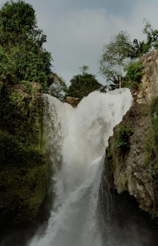 this po features a waterfall with many waterfalls