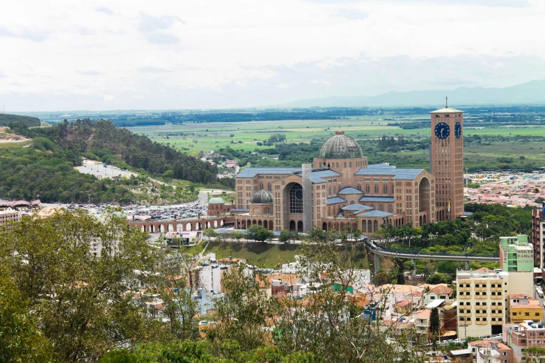 this city is very large and has a large building on top of it