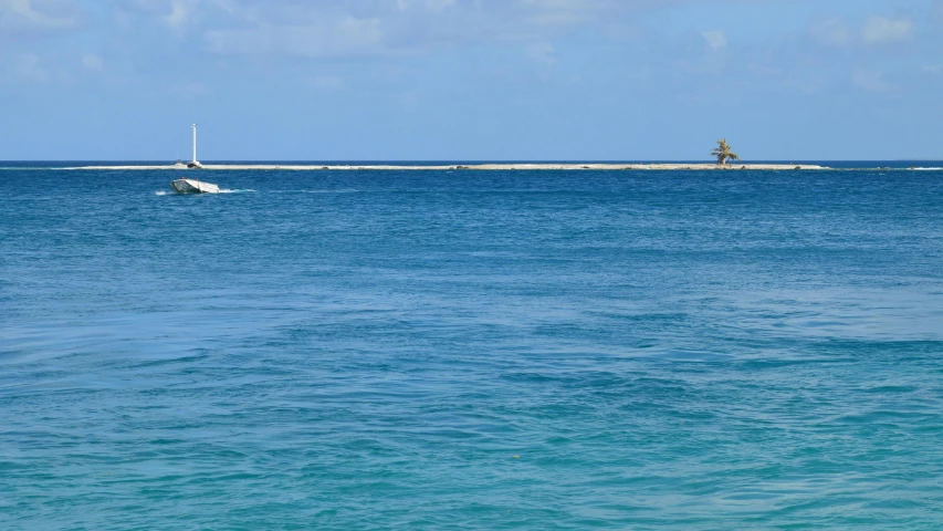 a body of water that has some boats in it