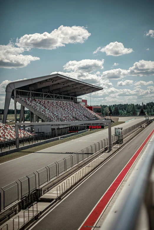 the pit at the racetrack is empty and empty