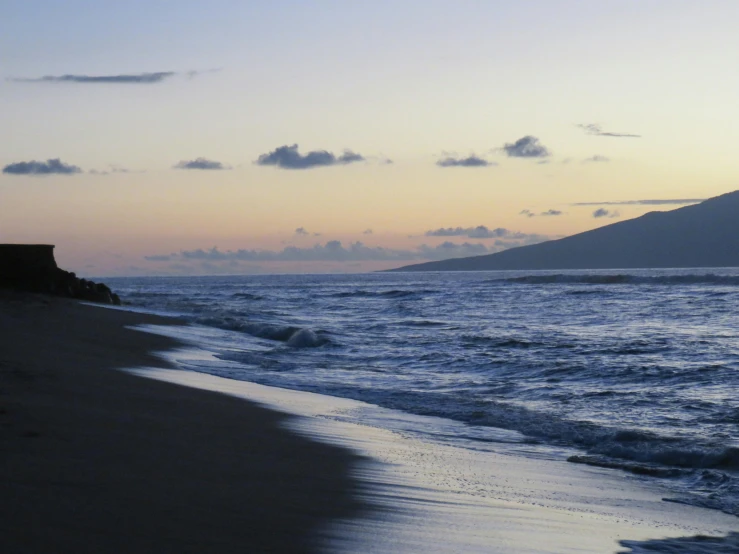 the ocean is almost empty at night in this picture