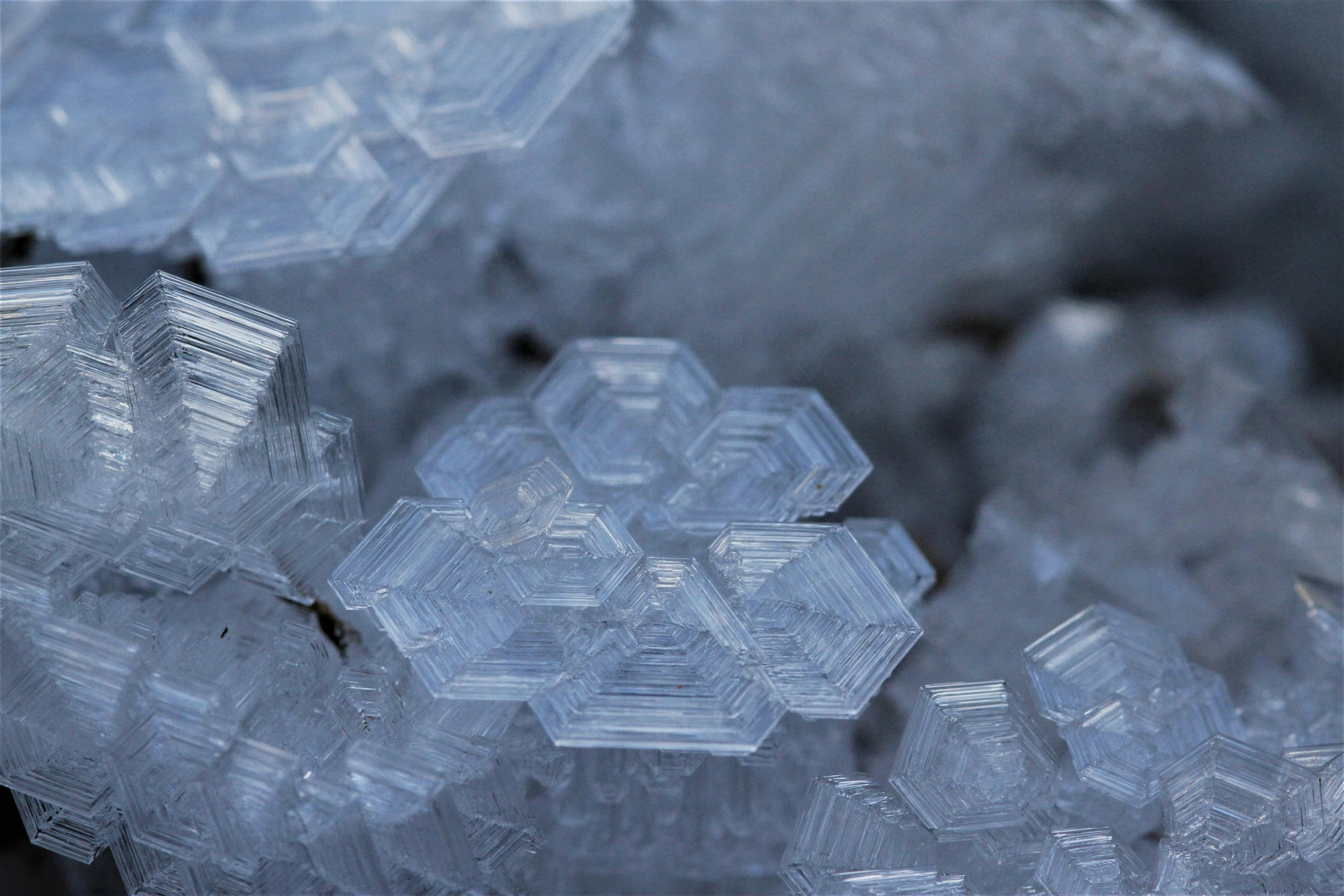 some ice like objects sitting on the ground