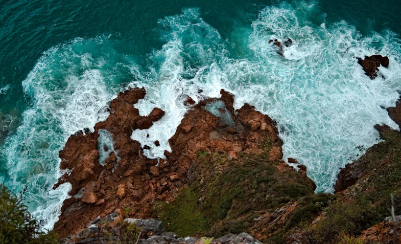 large waves on the rocks at the ocean