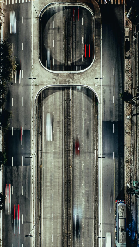 overhead view of vehicles travelling on the freeway