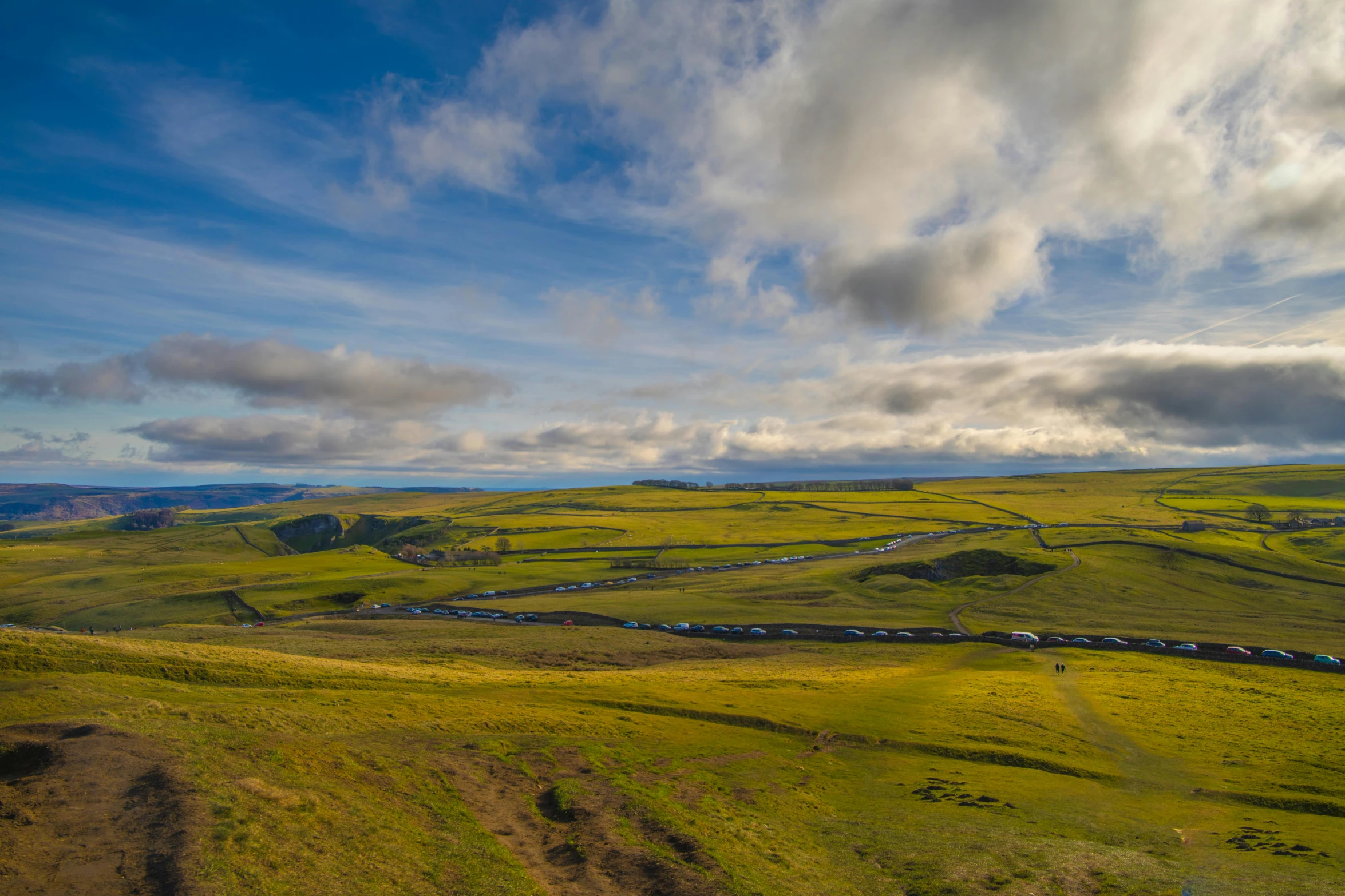 a scenic landscape po of rolling green hills