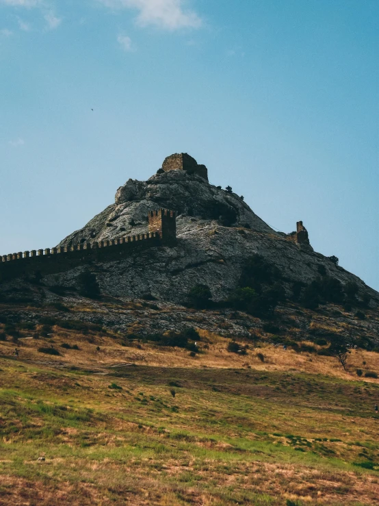 an image of the castle on top of a hill