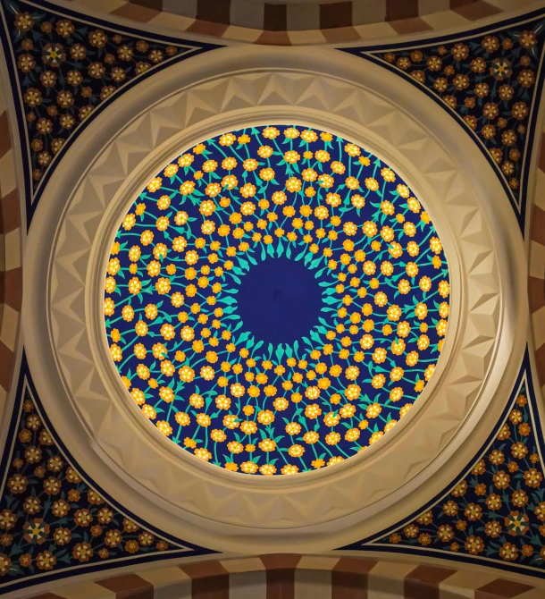 a circle is shown in the ceiling of a building